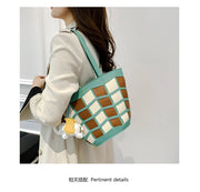 Fashionable Leather Crossbody Purse