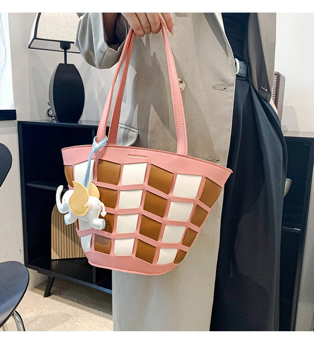 Fashionable Leather Crossbody Purse