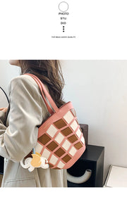 Fashionable Leather Crossbody Purse