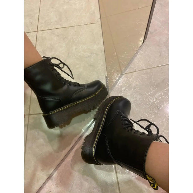 Women Boots Goth Casual Shoes Woman Leather Chelsea Classic Motorcycle Female Goth Shoes High Platform Boots Women Botas Mujer