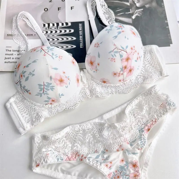 Floral Lace Bra & Panty Set
