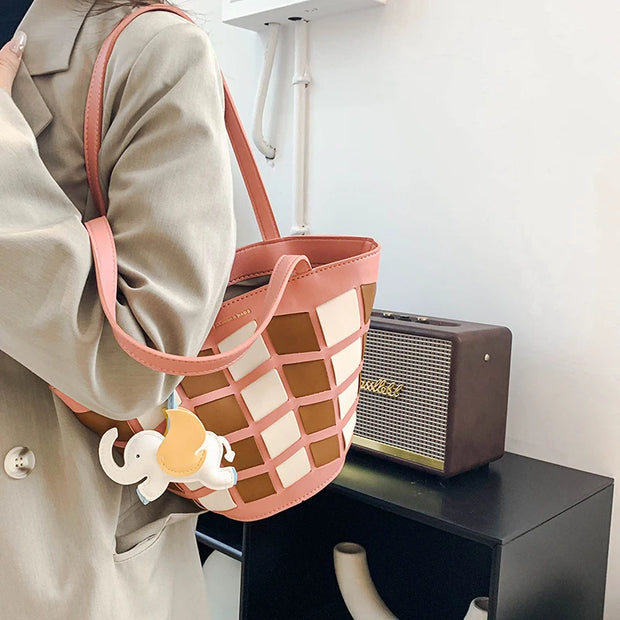 Fashionable Leather Crossbody Purse