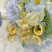 Tri-Tone Gold Plated Jewelry Set - Pendant & Earrings