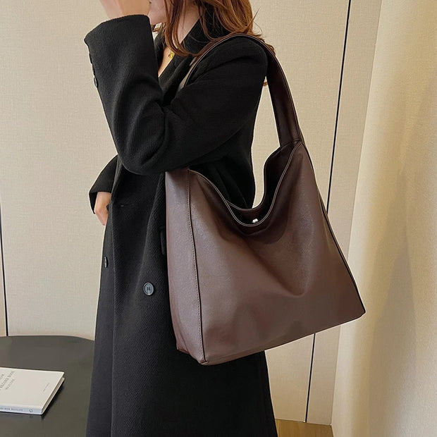 Classic Bucket Shoulder Bag - Large Capacity Everyday Tote