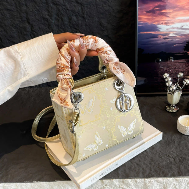 Glamorous Sophisticated Female Bag Handbag Portable