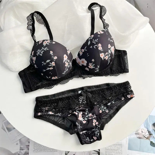 Floral Lace Bra & Panty Set