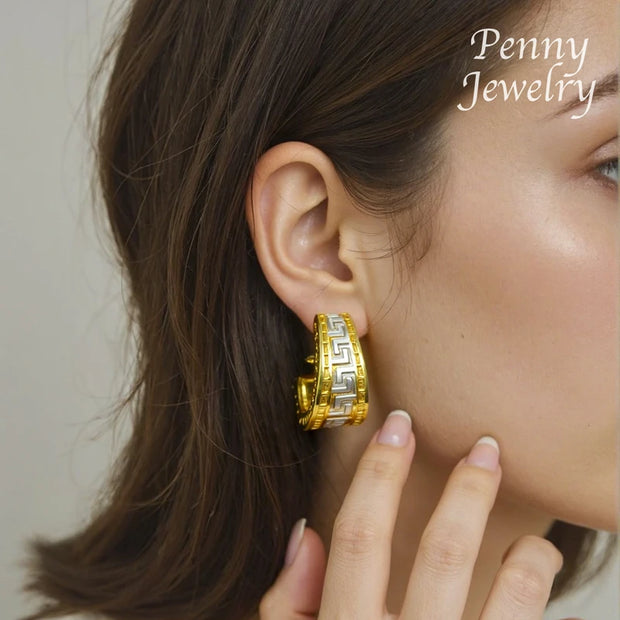 Tri-Tone Gold Plated Jewelry Set - Pendant & Earrings