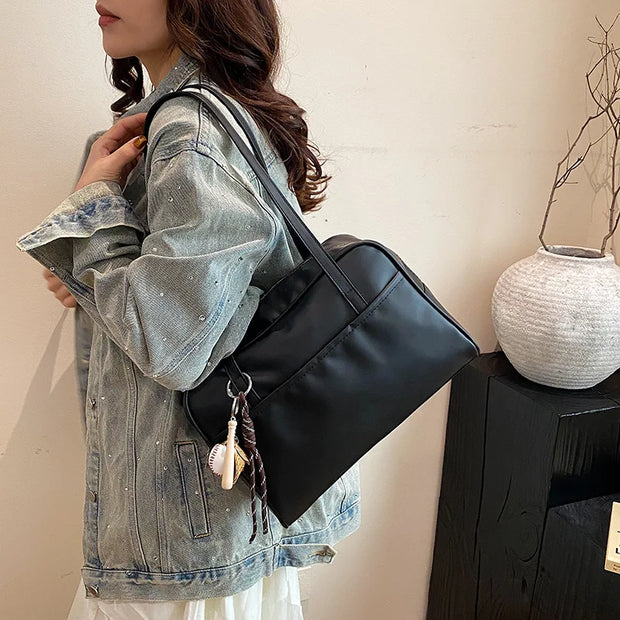 Classic Everyday Shoulder Bag Tote